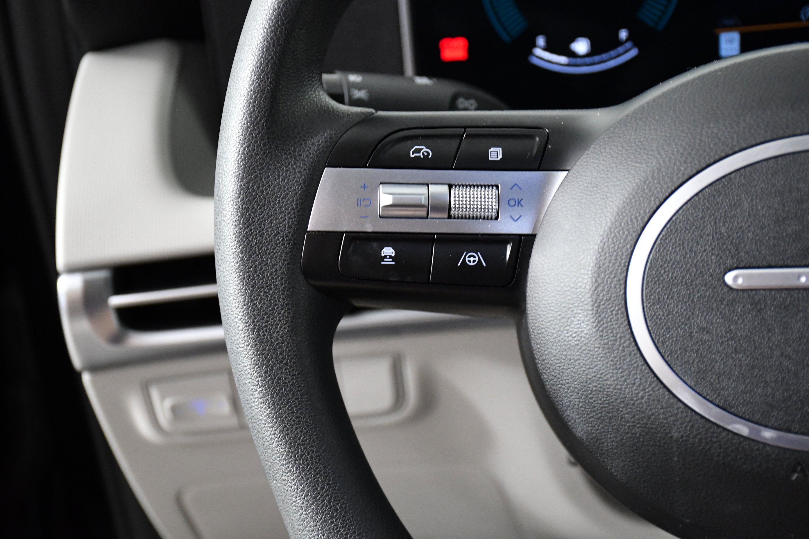 Used 2025 Hyundai Tucson SEL image 11