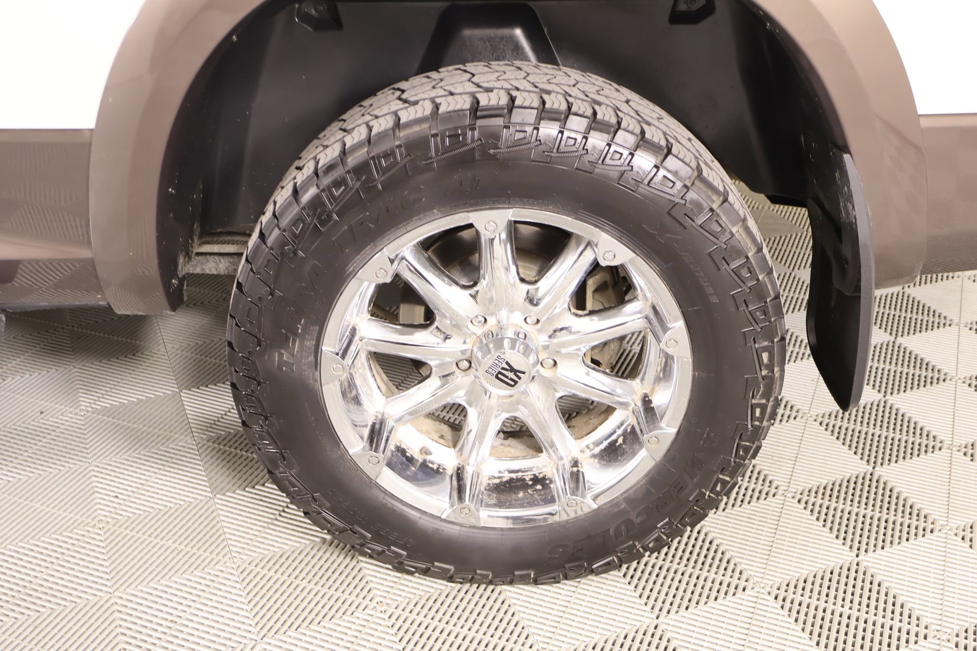 Used 2018 RAM 1500 Laramie w/ Convenience Group AWD/4WD image 19