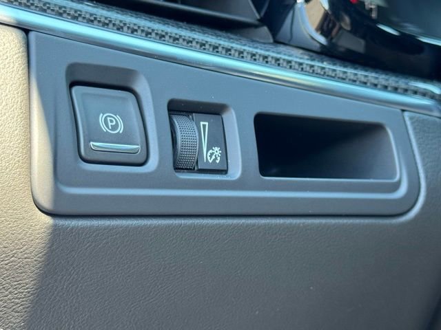 New 2025 Cadillac XT5 Sportv w/ LPO, Floor Liner Package image 23