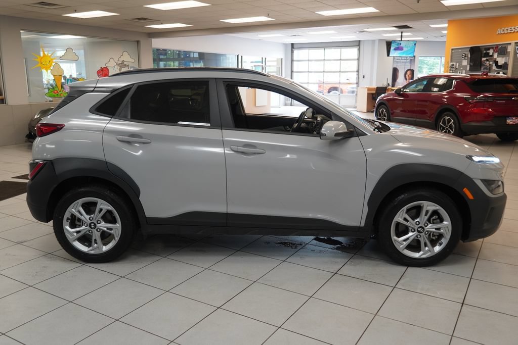 Used 2022 Hyundai Kona SEL w/ Convenience Package AWD/4WD image 14