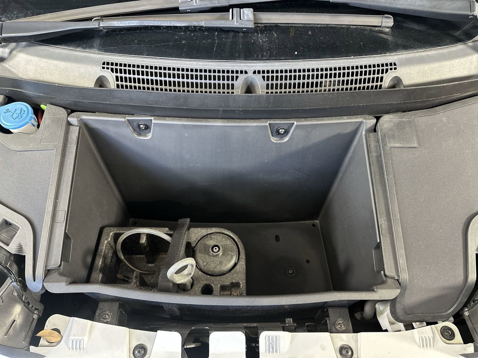 Used 2017 BMW i3 w/ Range Extender image 31