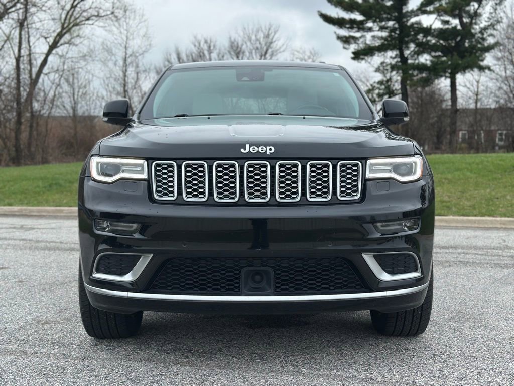 Used 2018 Jeep Grand Cherokee Summit image 2
