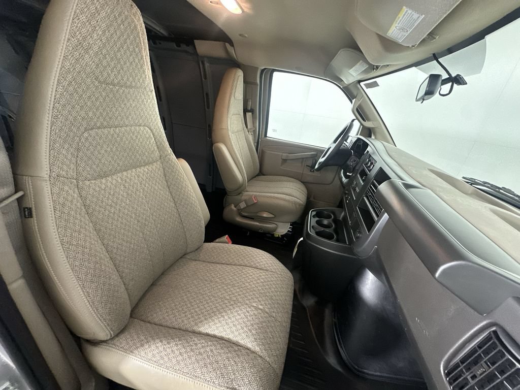 New 2026 Chevrolet Express 2500 Extended w/ Driver Convenience Package RWD image 22