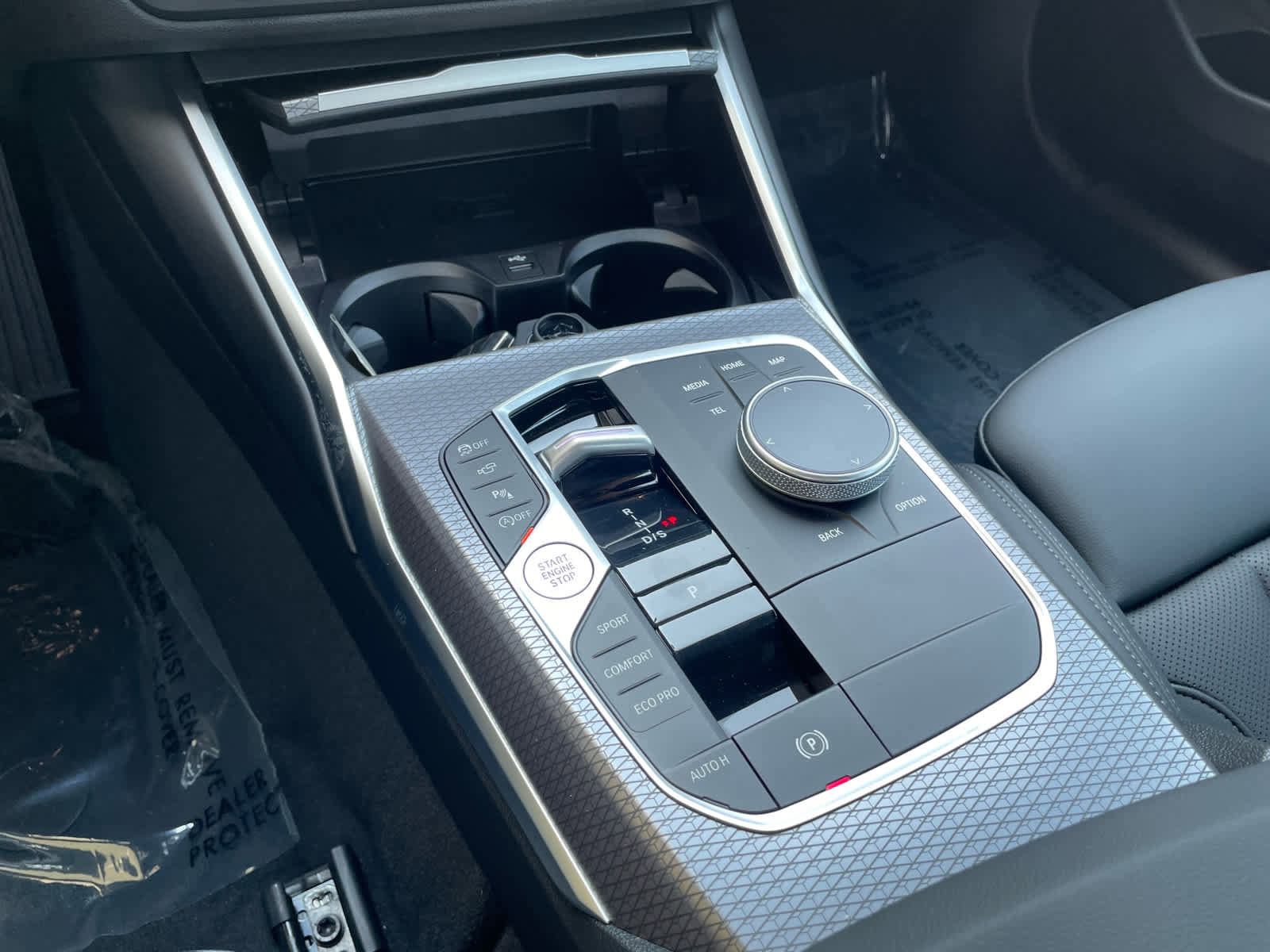 New 2025 BMW 330i Sedan w/ Convenience Package image 13