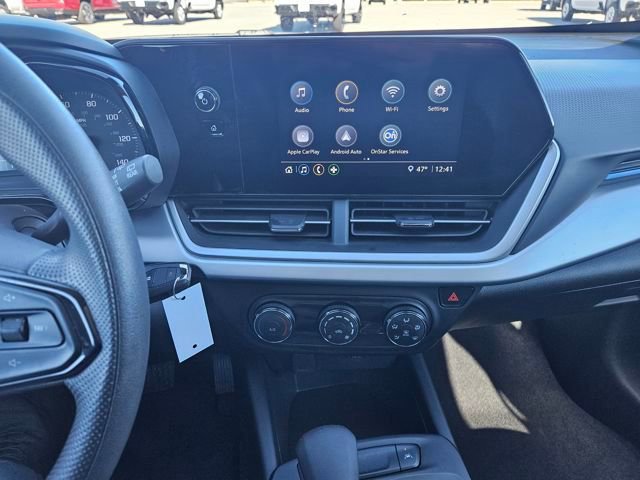 Used 2025 Chevrolet Trax LS image 17