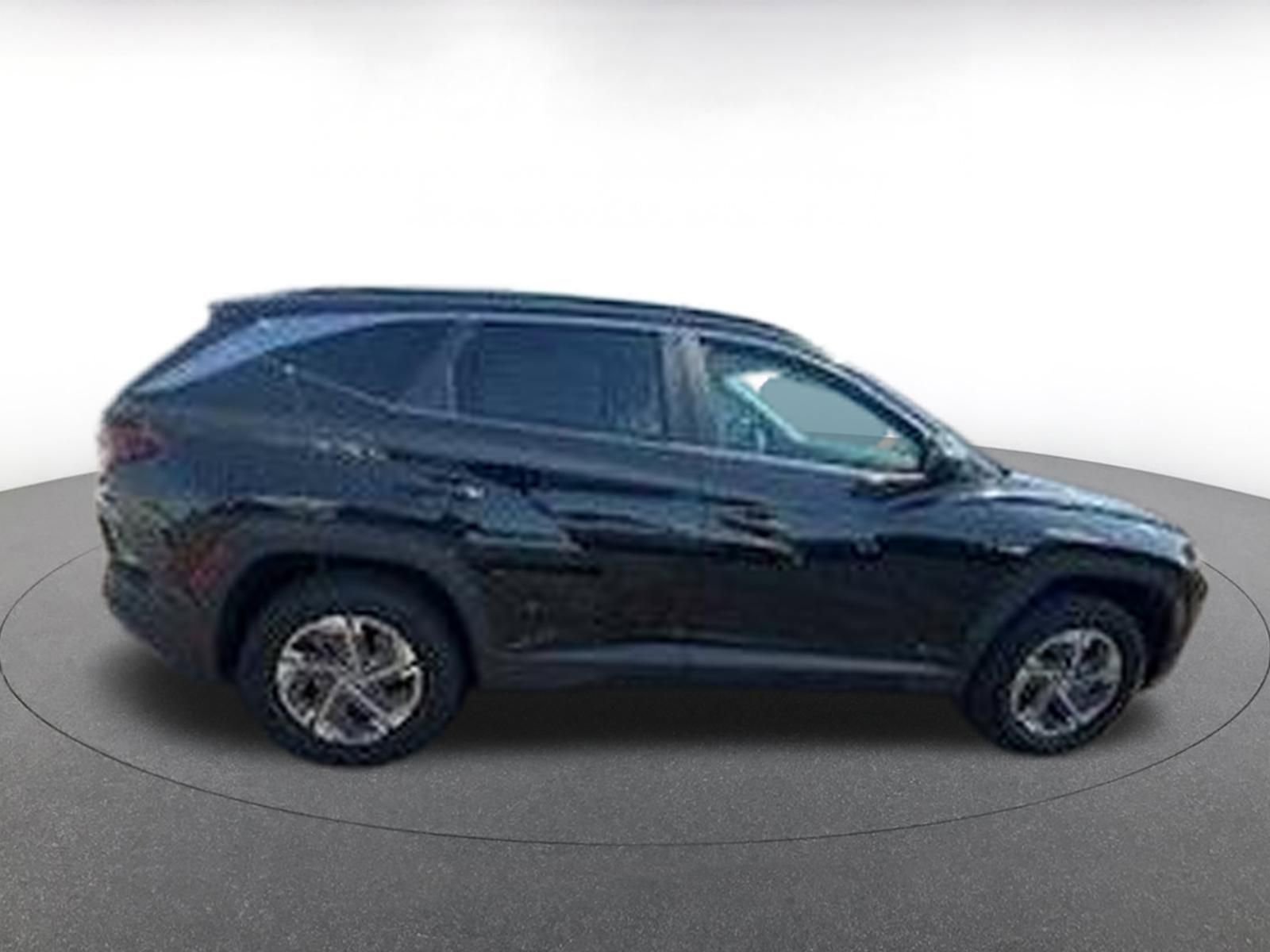 Used 2025 Hyundai Tucson Blue image 10