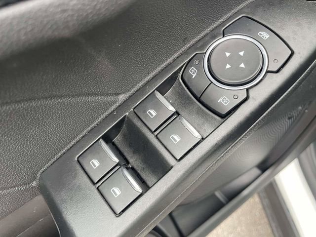 Certified 2025 Ford Escape ST-Line AWD/4WD image 15