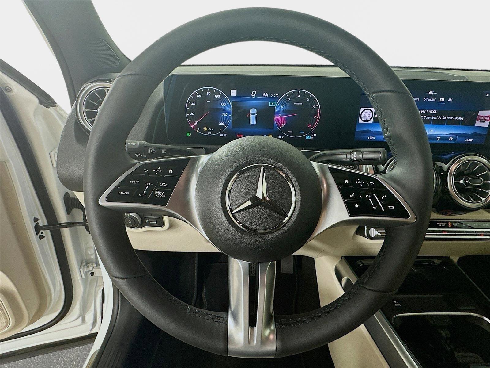 Certified 2025 Mercedes-Benz GLB 250 4MATIC image 11