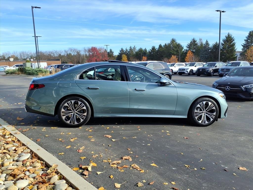 New 2026 Mercedes-Benz E 350 4MATIC Sedan image 8