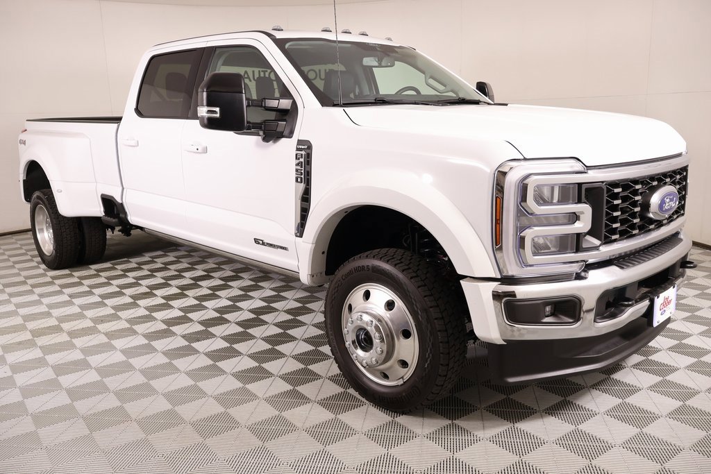 Used 2026 Ford F450 Lariat image 1