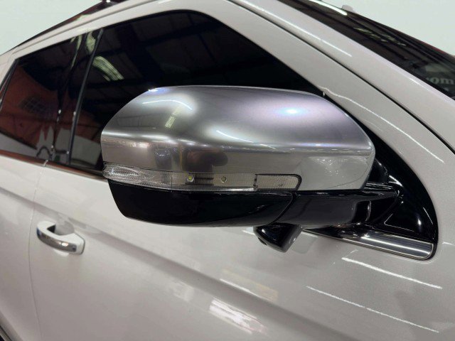 Used 2023 Ford Expedition Platinum image 16