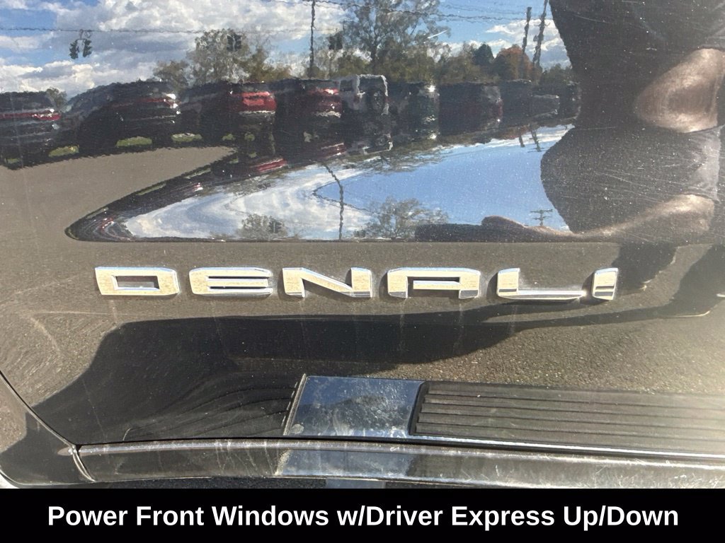 Used 2021 GMC Sierra 1500 Denali w/ Driver Alert Package II AWD/4WD image 13