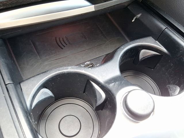 Used 2023 BMW 530i xDrive w/ Convenience Package image 27