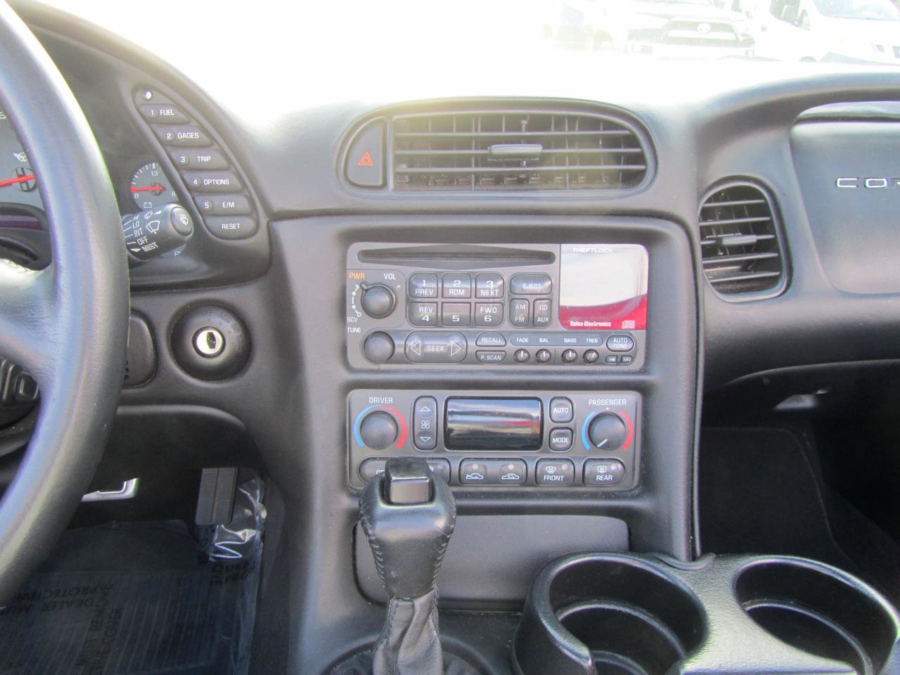 Used 2001 Chevrolet Corvette Convertible w/ Preferred Equipment Group2 image 15