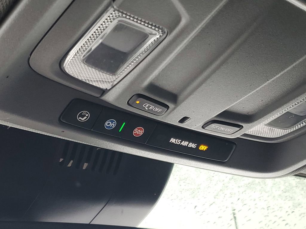 Used 2024 Chevrolet Silverado 2500 LT w/ Midnight Edition image 21