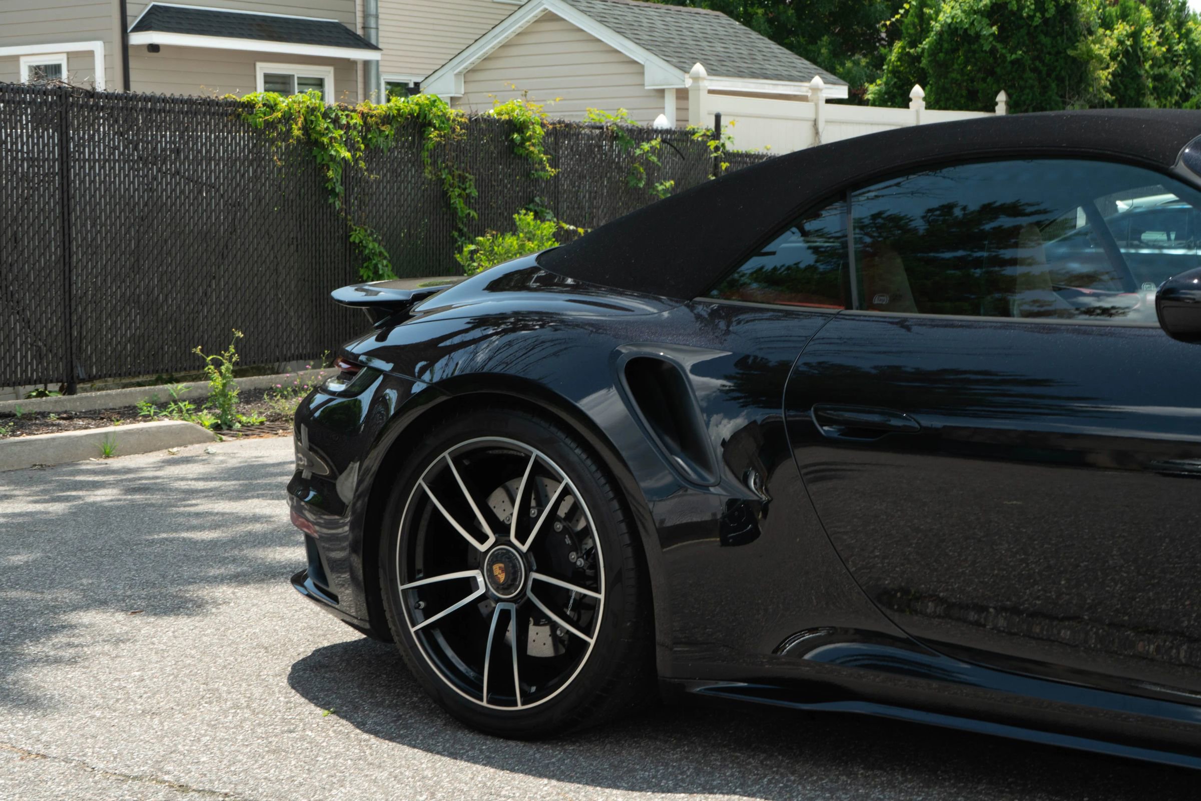 Used 2021 Porsche 911 Turbo image 34