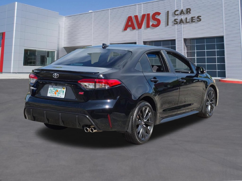 Used 2025 Toyota Corolla SE FWD image 6