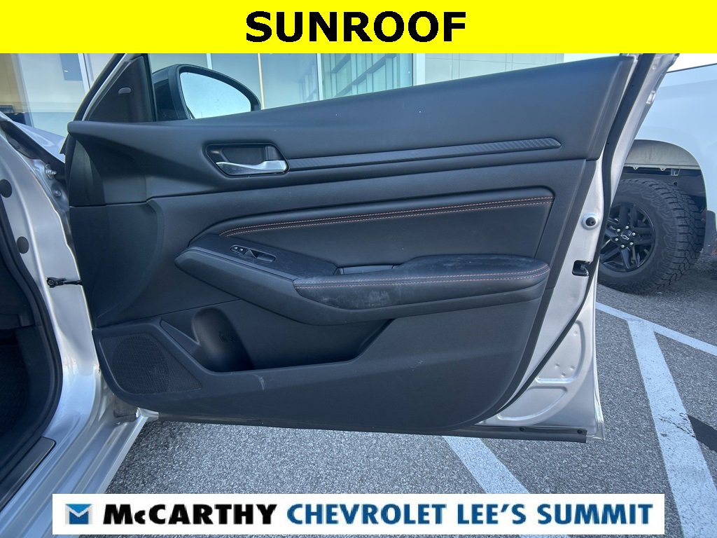 Used 2019 Nissan Altima 2.5 SR w/ SR Premium Package image 40