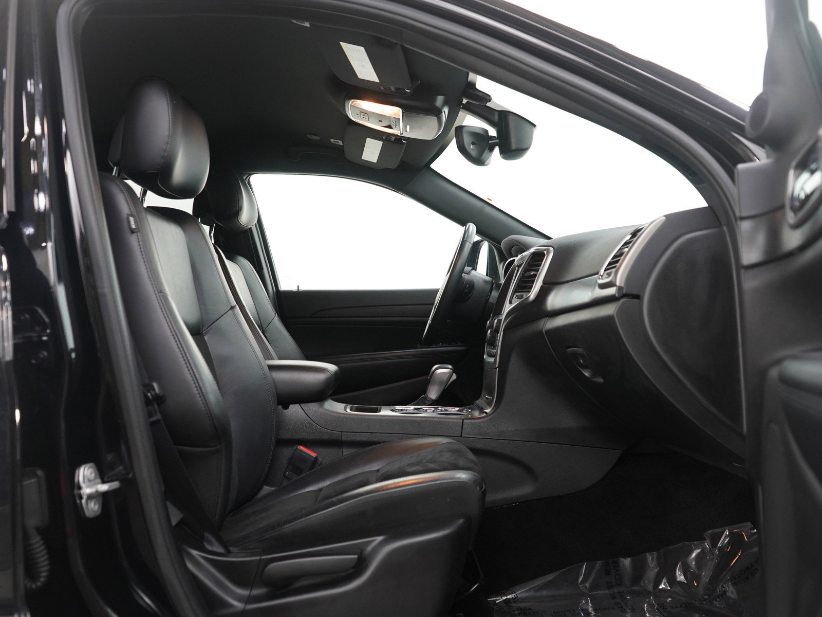 Used 2018 Jeep Grand Cherokee Altitude image 12