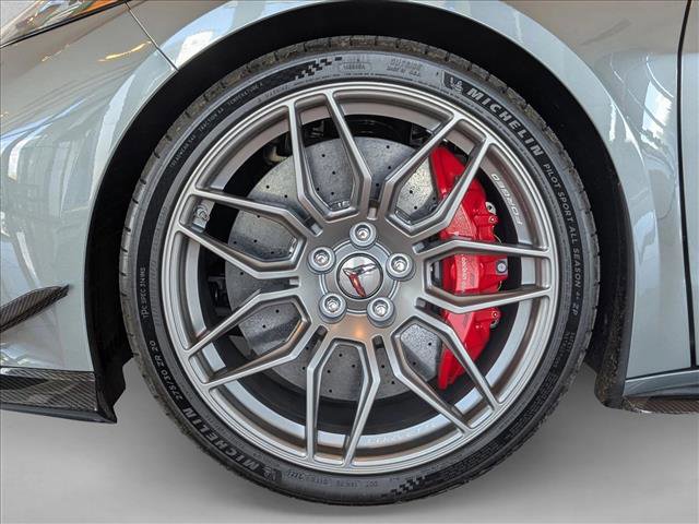 Used 2024 Chevrolet Corvette Z06 w/ Z07 Performance Package image 19