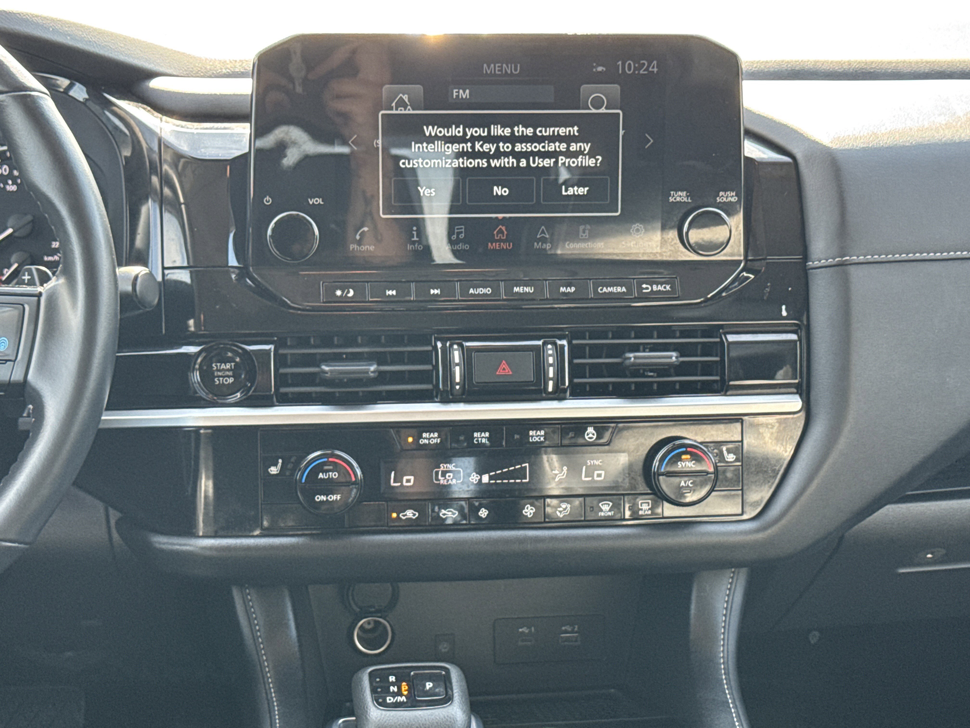 Used 2025 Nissan Pathfinder SL image 16