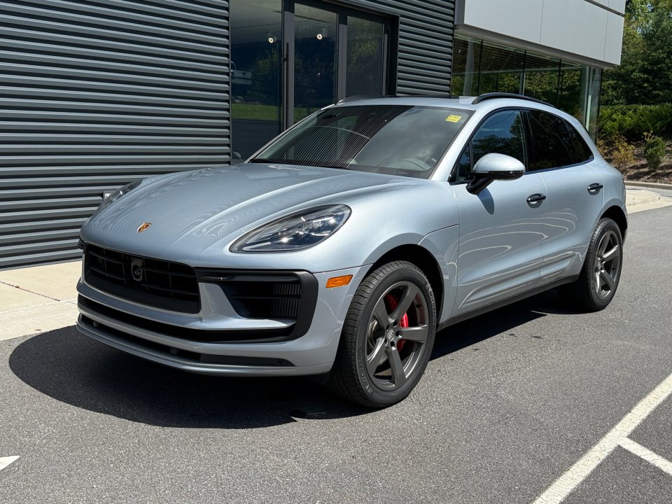 New 2026 Porsche Macan S