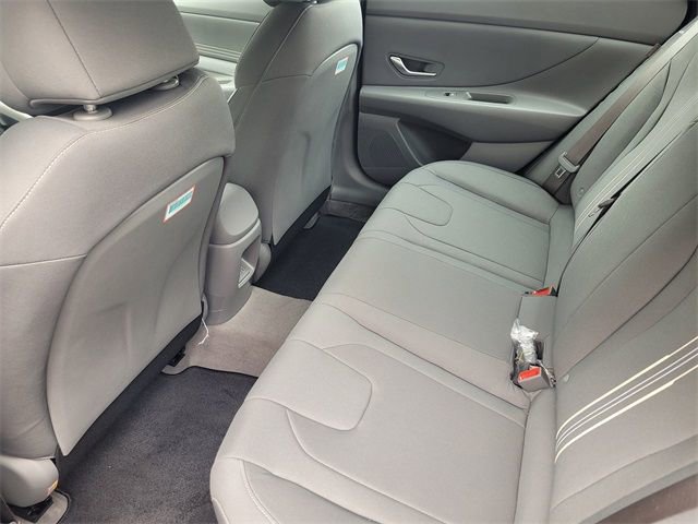 New 2025 Hyundai Elantra SEL FWD image 14
