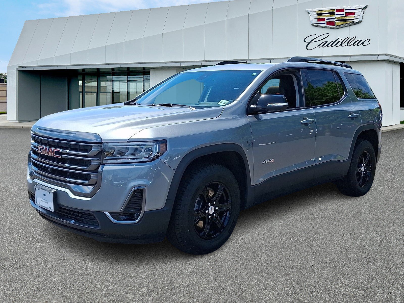 Used 2023 GMC Acadia AT4 w/ Technology Package AWD/4WD image 3