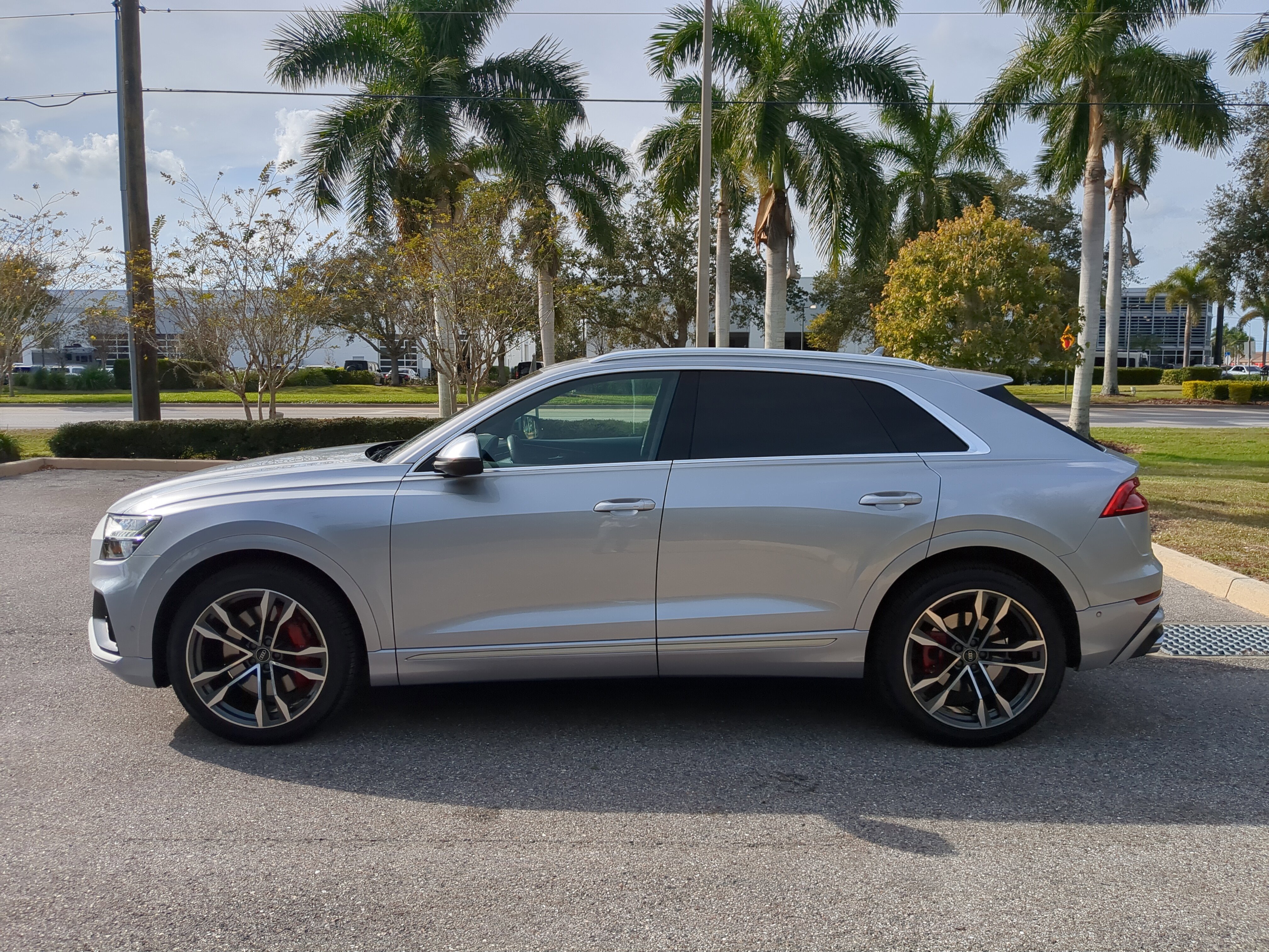 Certified 2021 Audi SQ8 Prestige image 7