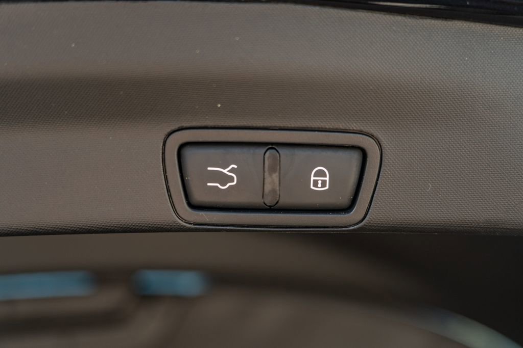 Used 2021 Alfa Romeo Stelvio Quadrifoglio image 8