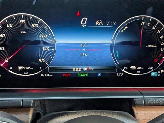 Used 2025 Mercedes-Benz GLE 450e 4MATIC image 11