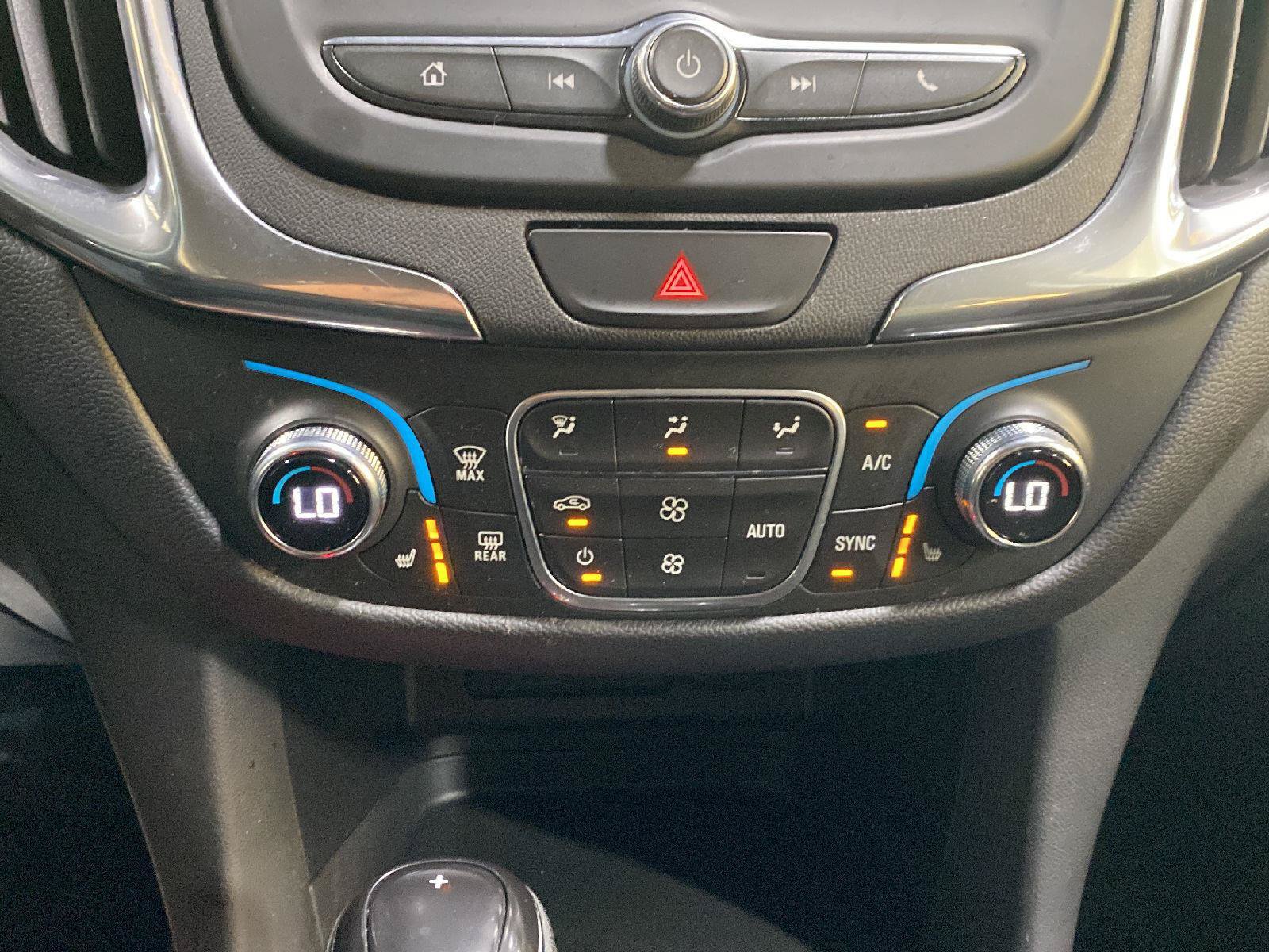 Used 2020 Chevrolet Equinox LT w/ Driver Convenience Package FWD image 20