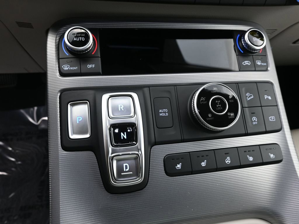 Used 2024 Hyundai Palisade Calligraphy image 19