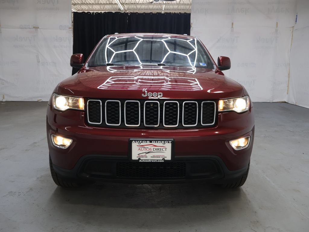 Used 2021 Jeep Grand Cherokee Laredo w/ Security & Convenience Group AWD/4WD image 2