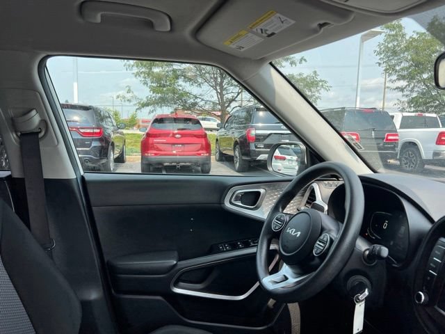 Certified 2024 Kia Soul LX w/ Option Group 015 FWD image 31
