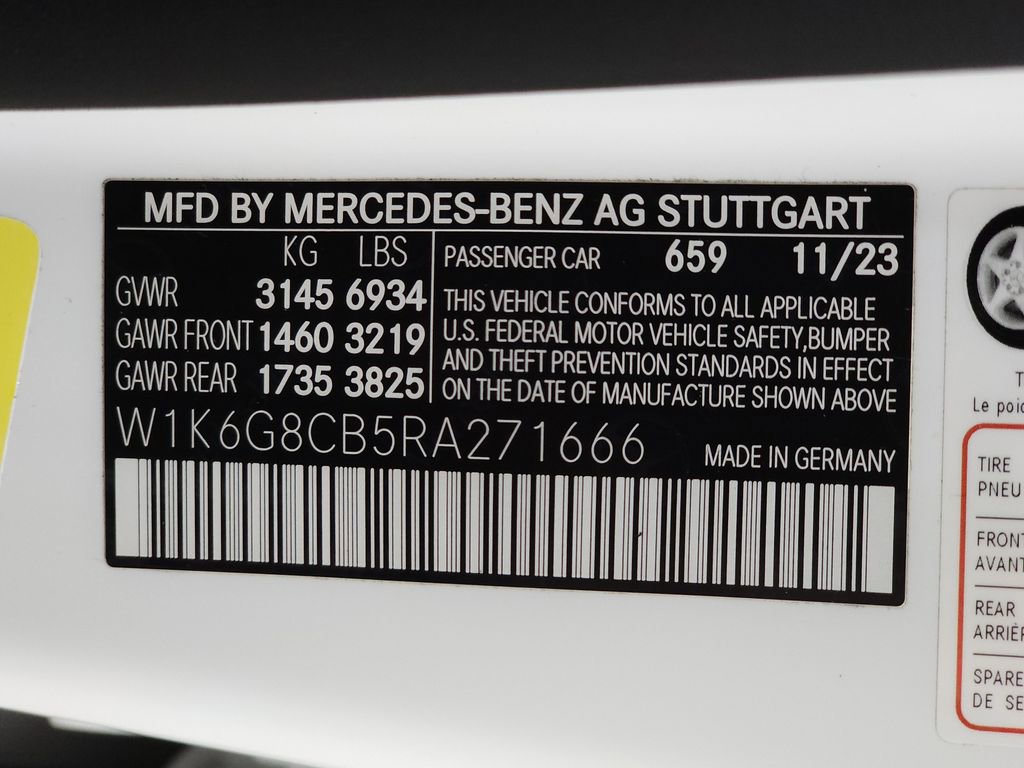 Used 2024 Mercedes-Benz S 63 AMG S w/ Carbon Fiber Exterior Package image 43