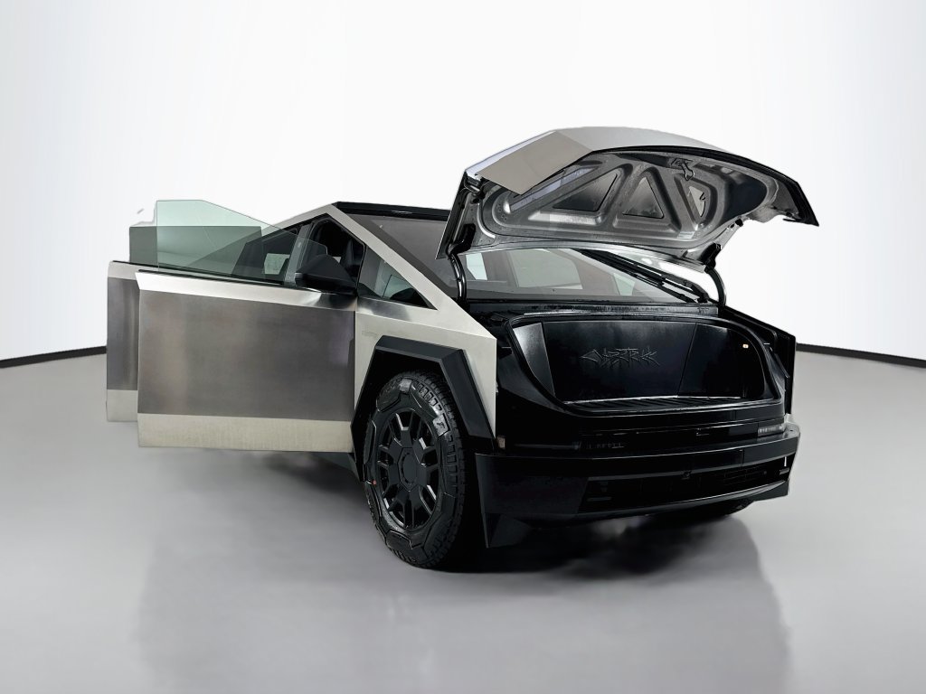 Used 2024 Tesla Cybertruck Cyberbeast AWD/4WD image 35