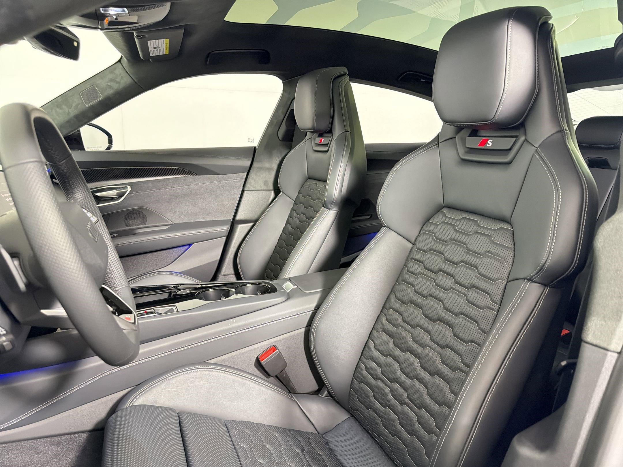 New 2026 Audi S e-tron GT Prestige image 22