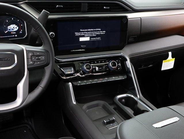 New 2026 GMC Sierra 2500 Denali w/ Denali Reserve Package image 17