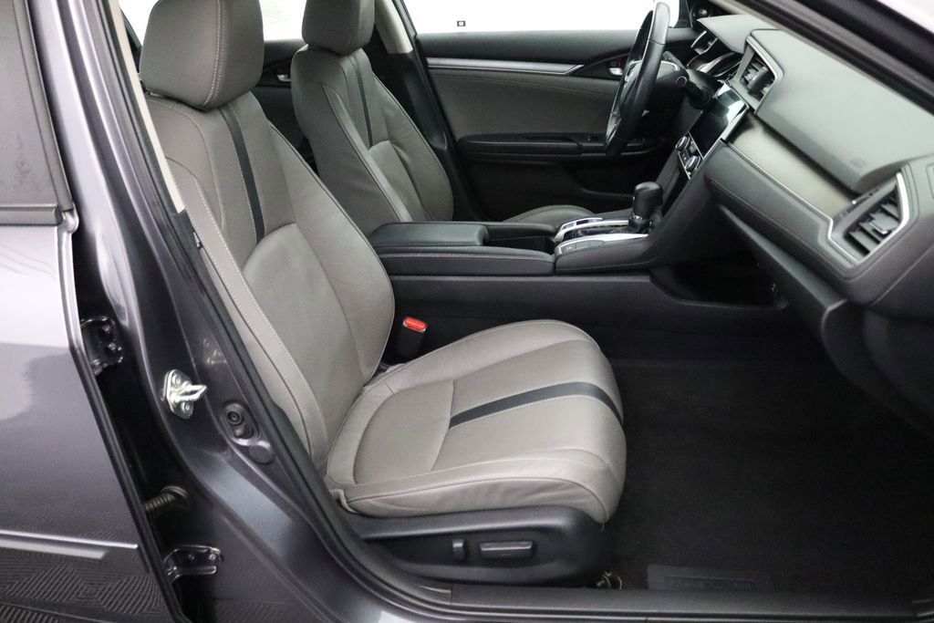 Used 2017 Honda Civic Touring image 13