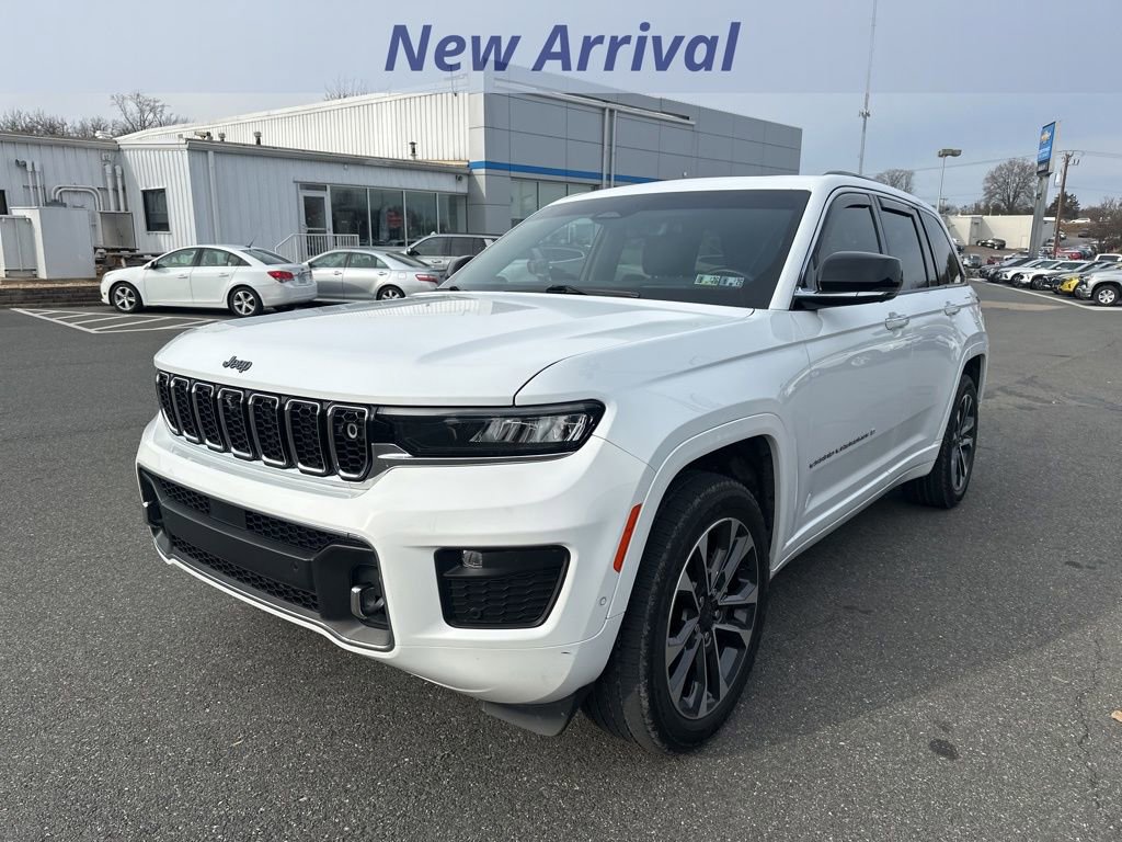 Used 2022 Jeep Grand Cherokee Overland w/ Adv Protech Group III image 1