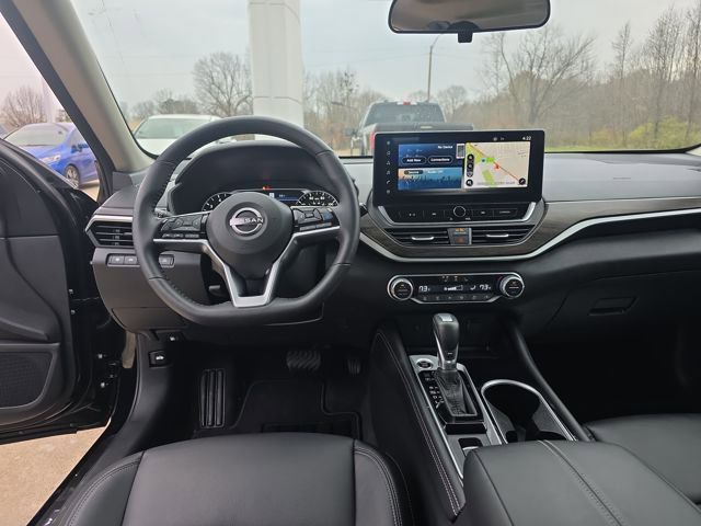 Used 2024 Nissan Altima 2.5 SL image 12