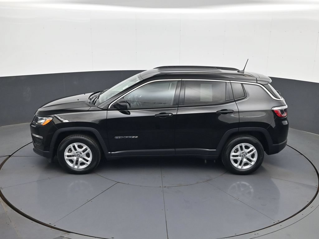 Used 2021 Jeep Compass Sport w/ Cold Weather Group FWD image 21
