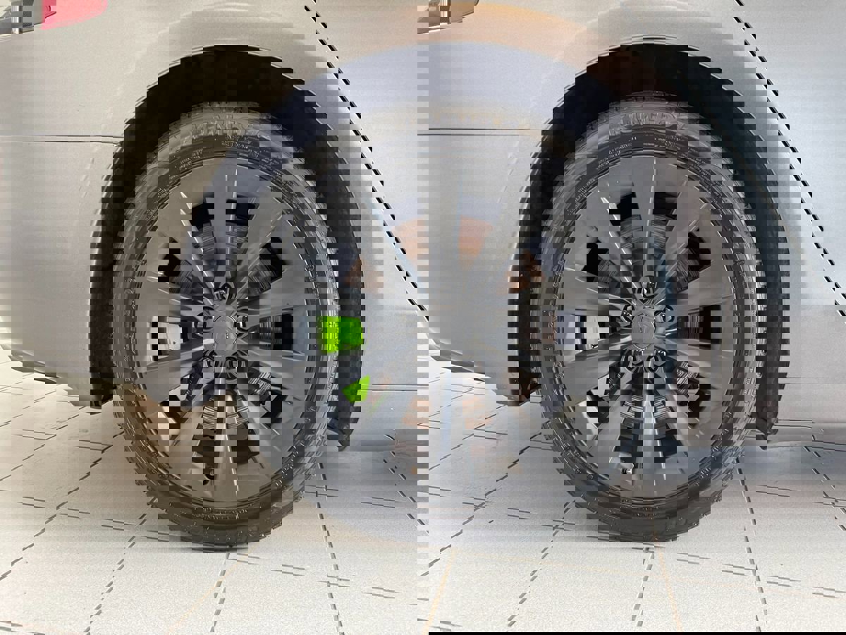 Used 2017 Tesla Model S 75D image 90