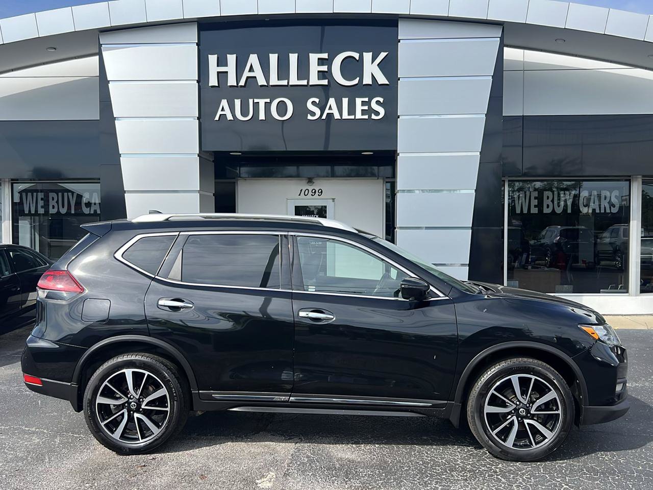 Used 2020 Nissan Rogue SL AWD/4WD image 1