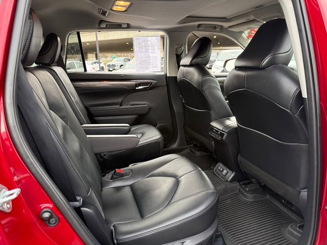 Certified 2021 Toyota Highlander Limited image 34