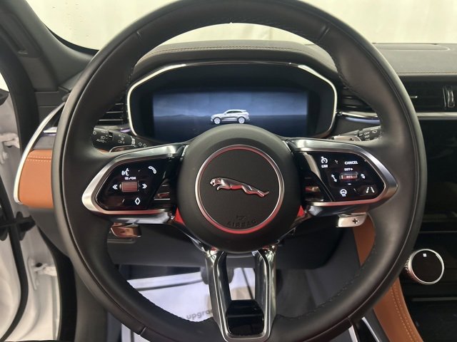Used 2025 Jaguar F-PACE R-Dynamic S image 11