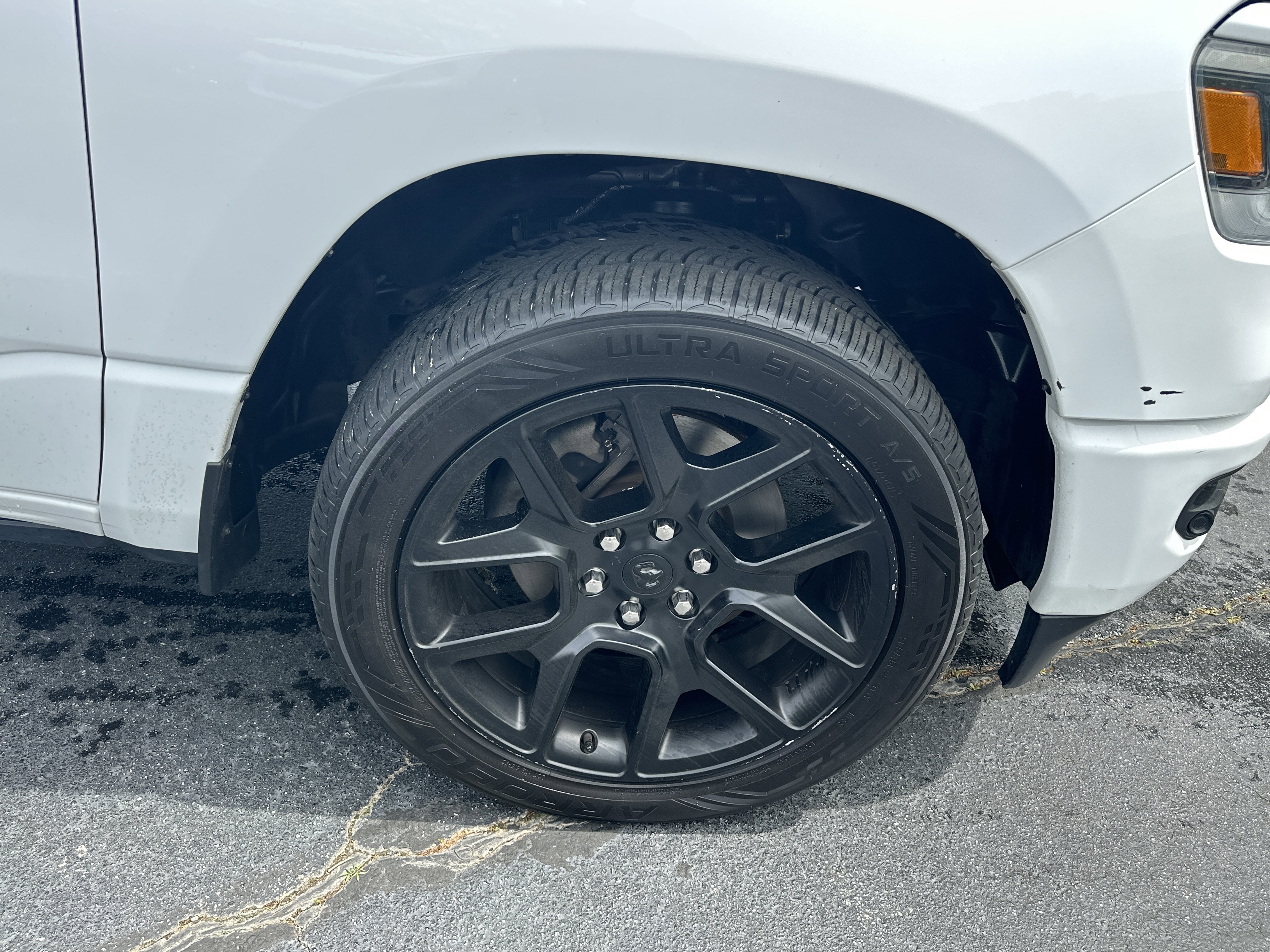 Used 2023 RAM 1500 Laramie image 16