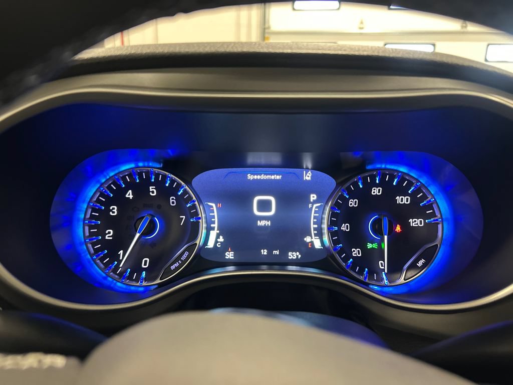 New 2027 Chrysler Pacifica Select FWD image 22