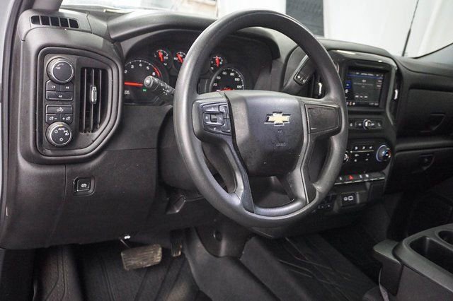 Used 2025 Chevrolet Silverado 2500 Custom image 14